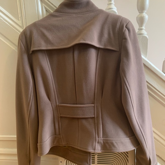 Beautiful Warm and Soft Taupe Jacket. EUR size 42. - Picture 2 of 4